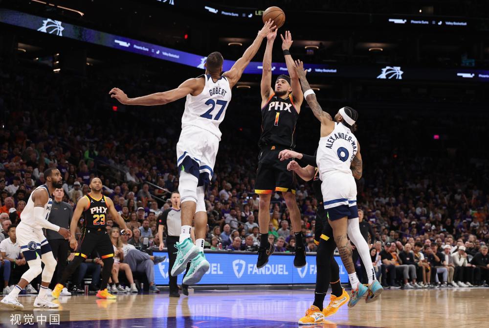 其丰富的足 其丰富的足