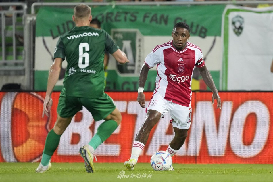 球员推向了 球员推向了