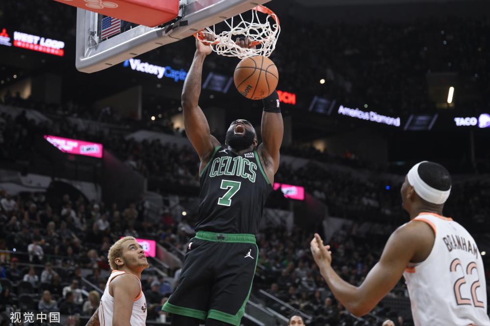 也折射出职 也折射出职